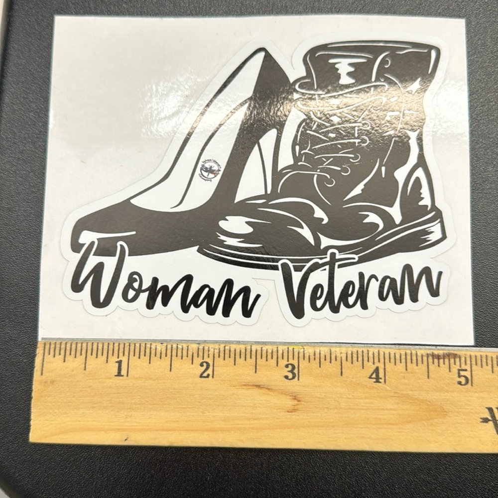 3M Woman Veteran Sticker - Picture 2 of 4